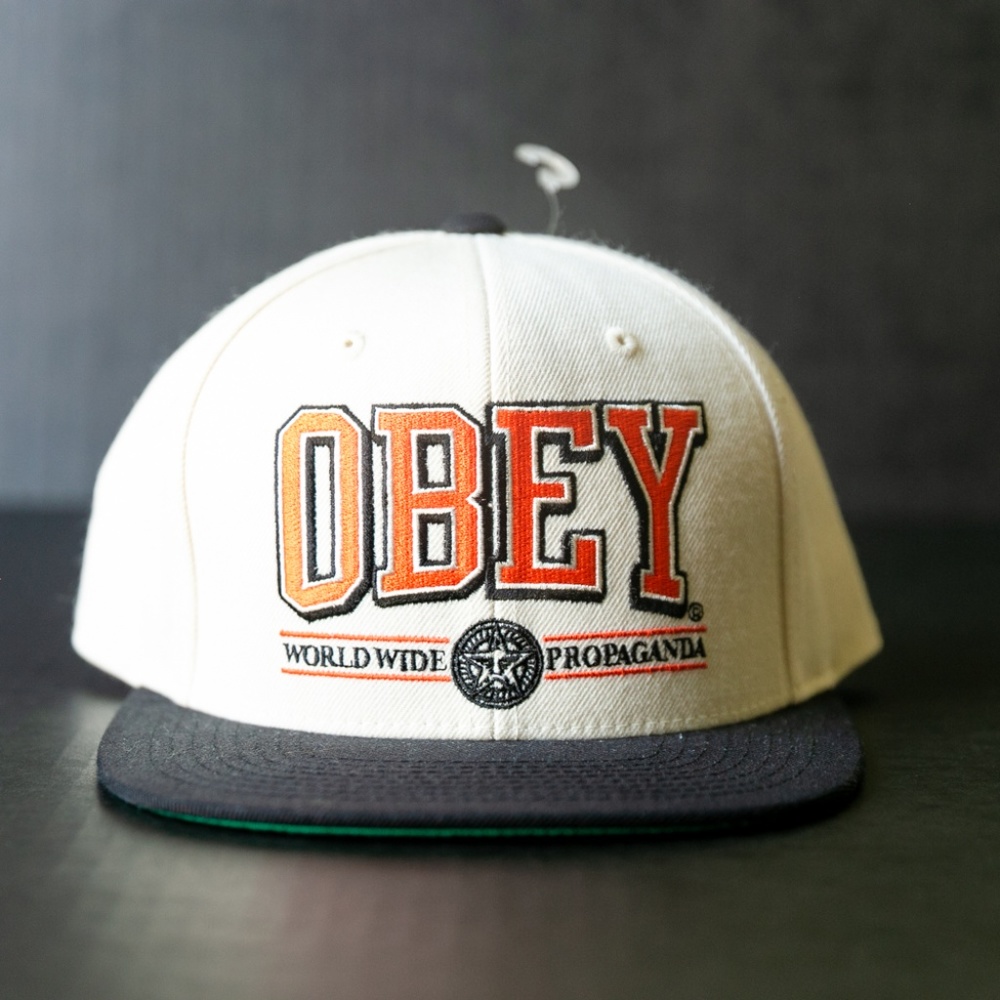 NWOT OBEY Worldwide Propaganda Snapback Hat - Picture 1 of 4